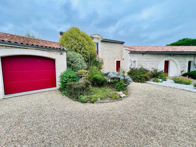 Saint Pierre le Vieux Vente Maison 85