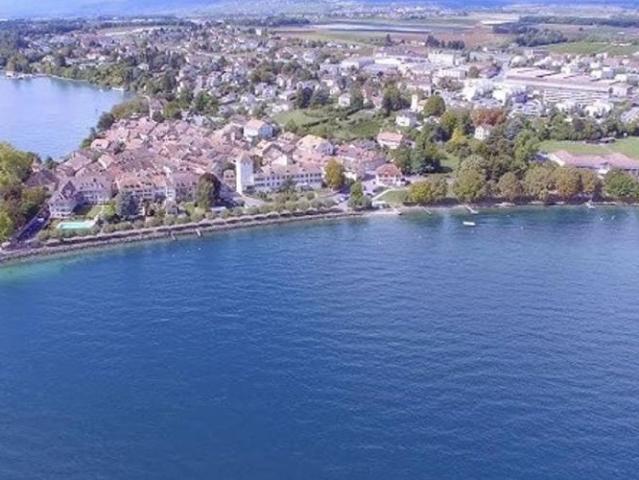 SAINT PREX Exklusiv zu entdecken an unserem Tag der offenen Tür, letzte 5.5 Maisonette Wohnung mit schönem Seeblick