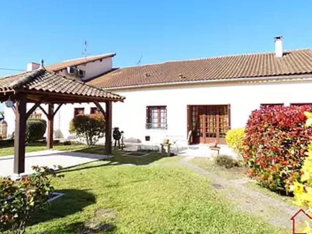 Saint Privat en Périgord 24410 Achat / Vente maison 7 pièces t7 terrasse parking