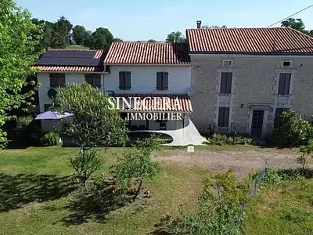 Saint Privat en Périgord 24410 Achat / Vente maison 9 pièces t9