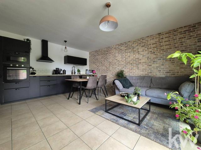 SAINT PRIEST EN JAREZ: appartement T3 60 m² terrasse et gar
