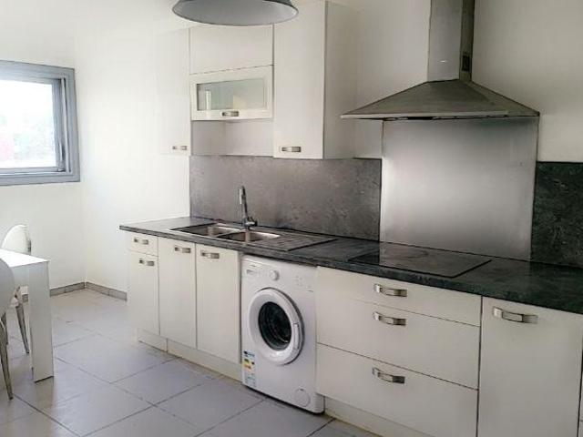 Saint Priest Location Appartement 69