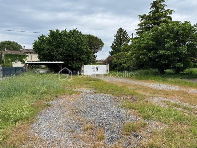 Saint Quentin de Baron Vente Terrain 33