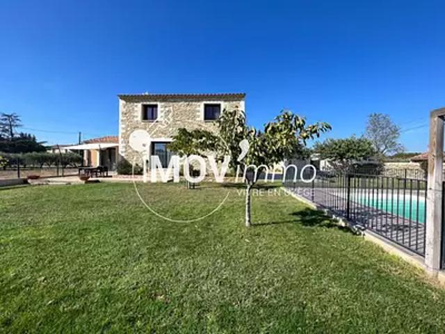 Saint Quentin la Poterie 30700 Achat / Vente maison 5 pièces t5 piscine parking