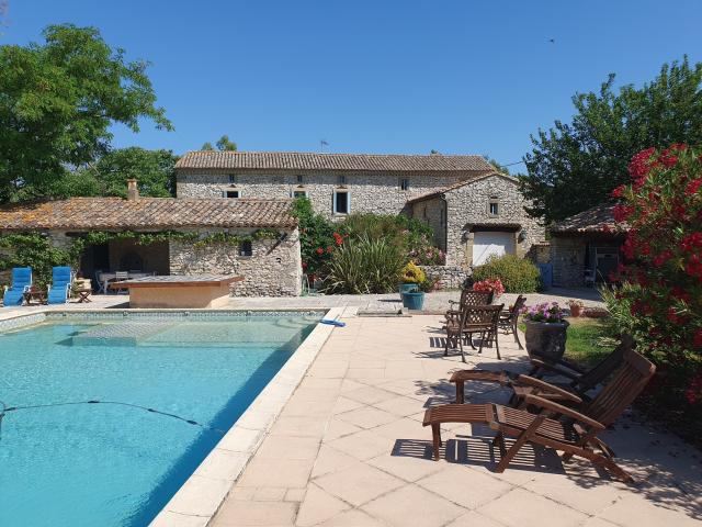 Saint Quentin la Poterie Vente Maison 30