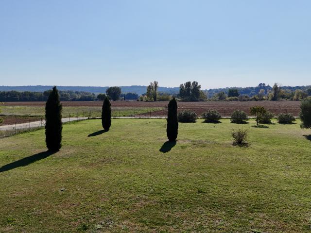 Saint Quentin la Poterie Vente Propriété/château 30