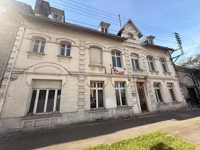 Saint Quentin 02100 Achat / Vente maison 11 pièces t11 jardin terrasse