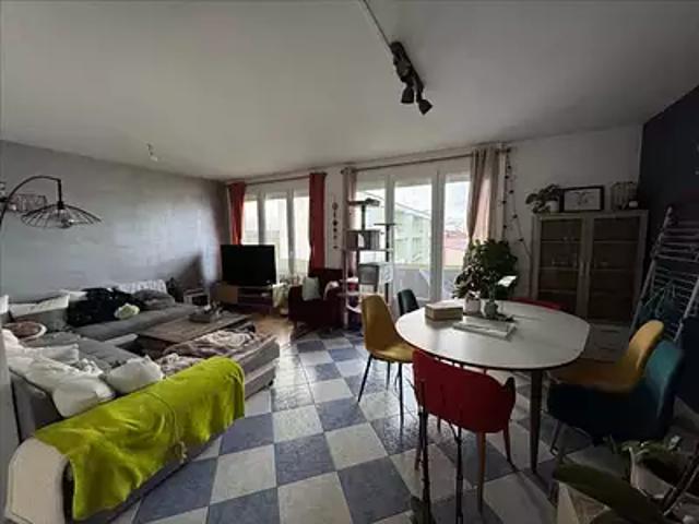 Saint Quentin 02100 Achat / Vente appartement 3 pièces t3 au dernier étage