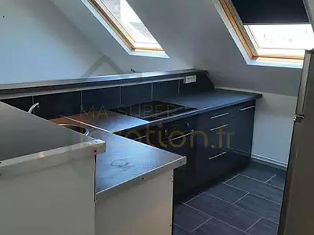 Saint Quentin 02100 Location appartement 3 pièces t3 au dernier étage