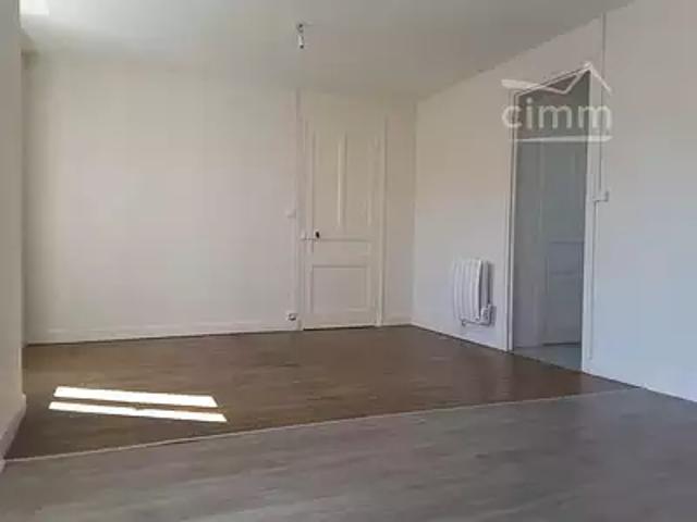 Saint Rambert d'Albon 26140 Location appartement 3 pièces t3 au dernier étage