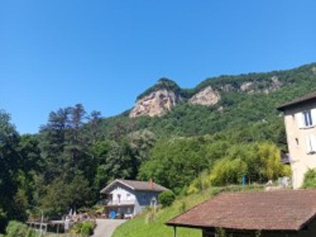 Saint Rambert en Bugey Location Appartement 01