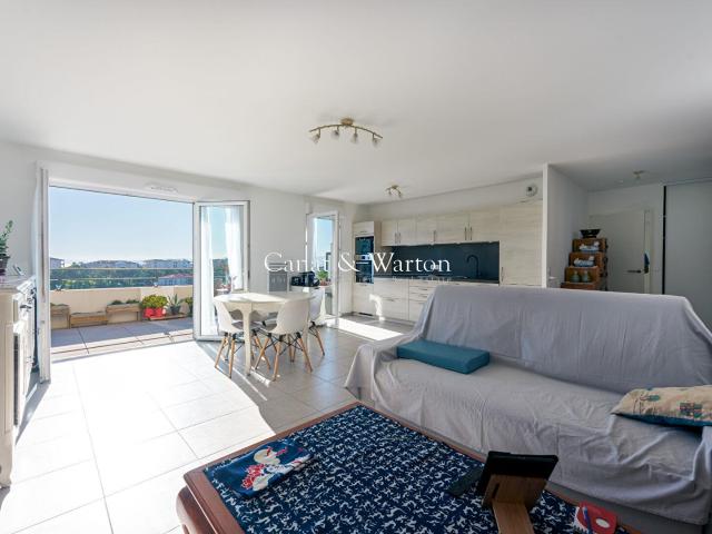 Saint Raphaël: Appartement T3 en dernier étage avec garage 74m² Saint Raphaël