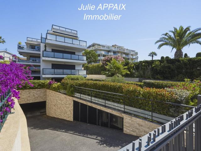 Saint Raphael, Beau Rivage, Appartement Deux Pieces Avec Gar. 51m² Saint Raphaël