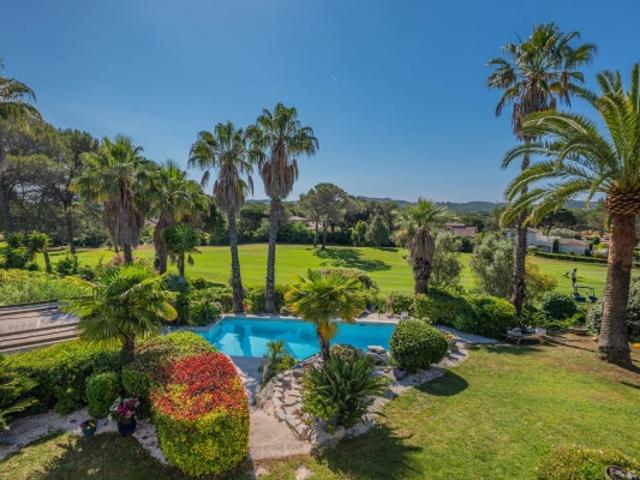 Saint Raphaël – Valescure – Propriété d'exception en bordure des golfs