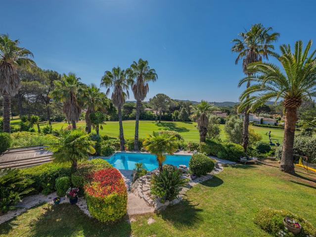 Saint Raphaël – Valescure – Propriété d'exception en bordure. 303m² Saint Raphaël