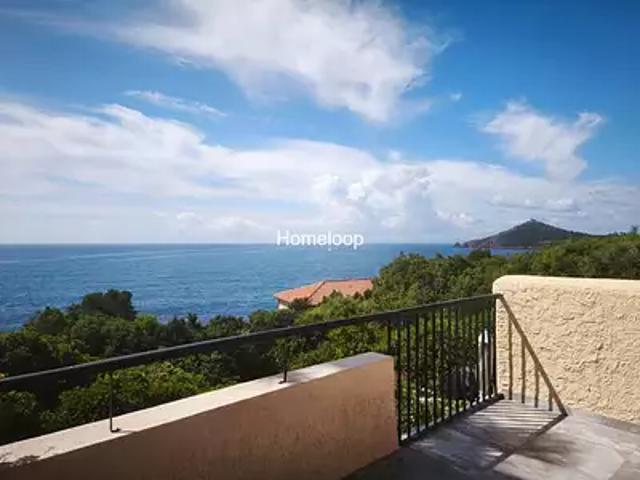 Saint Raphaël 83530 Achat / Vente maison 3 pièces t3 piscine terrasse