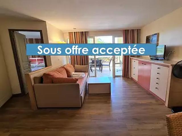 Saint Raphaël 83530 Achat / Vente appartement 2 pièces t2 piscine terrasse