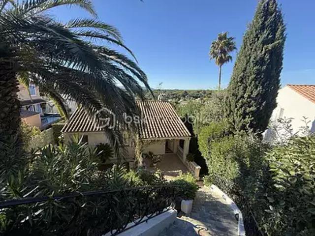 Saint Raphaël 83700 Achat / Vente maison 5 pièces t5 piscine terrasse