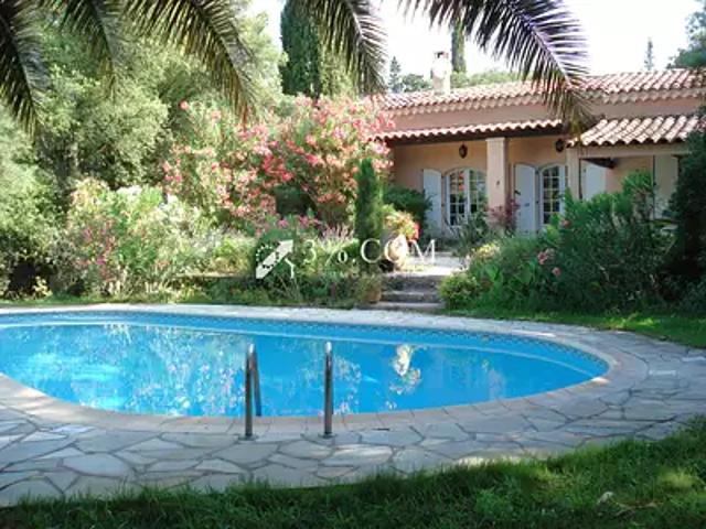Fréjus 83600 Achat / Vente maison 6 pièces t6