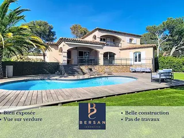 Saint Raphaël 83700 Achat / Vente maison 7 pièces t7 au dernier étage piscine