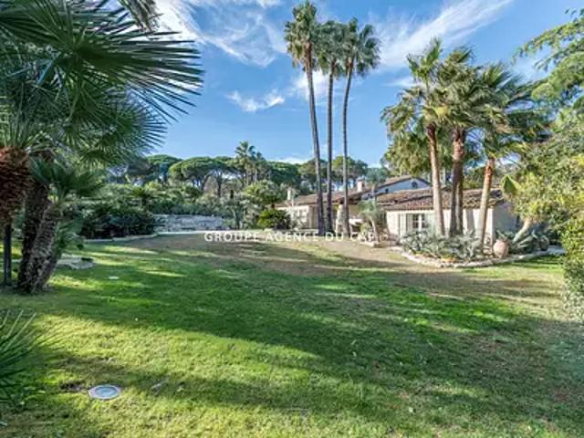 Saint Raphaël 83700 Achat / Vente maison 9 pièces t9 au dernier étage piscine