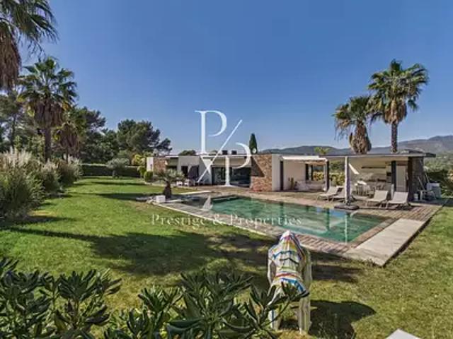 Saint Raphaël 83700 Achat / Vente maison 10 pièces t10 piscine