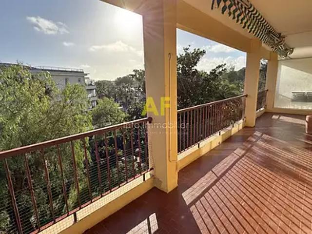 Saint Raphaël 83700 Achat / Vente appartement 2 pièces t2