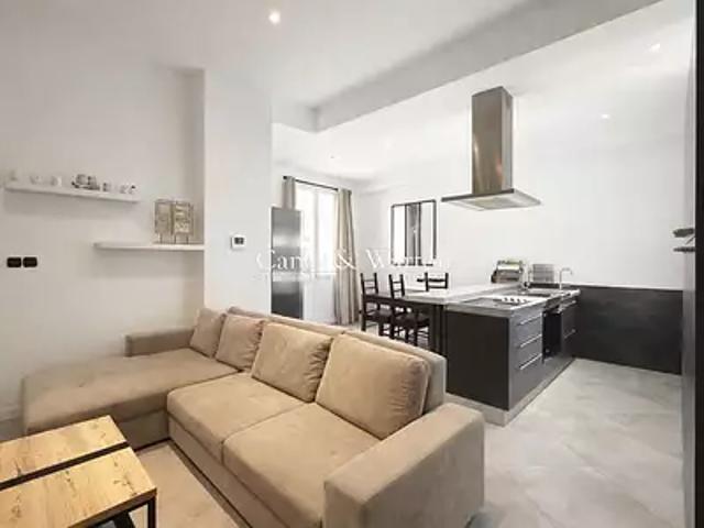 Saint Raphaël 83700 Achat / Vente appartement 2 pièces t2 au dernier étage cave