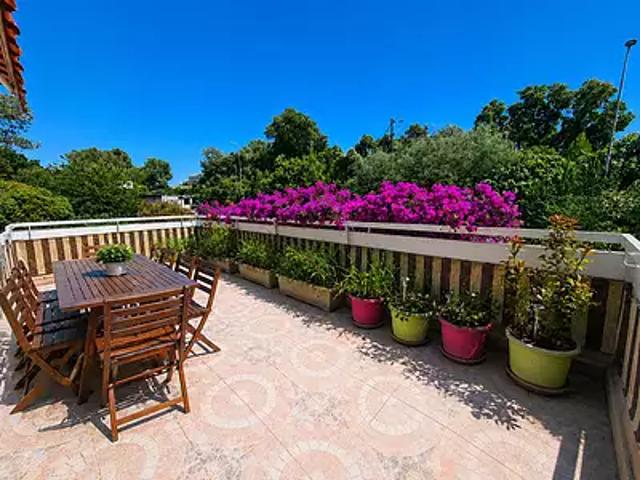 Saint Raphaël 83700 Achat / Vente appartement 2 pièces t2 parking