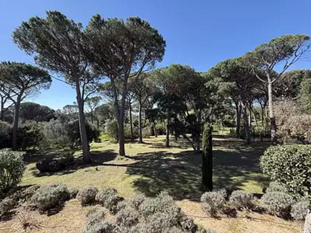 Saint Raphaël 83700 Achat / Vente appartement 2 pièces t2 piscine