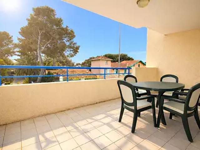 Saint Raphaël 83700 Achat / Vente appartement 2 pièces t2 piscine terrasse