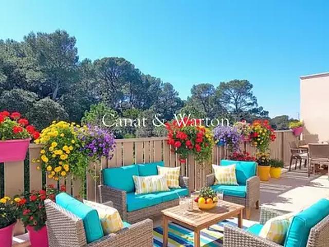 Saint Raphaël 83700 Achat / Vente appartement 2 pièces t2 piscine terrasse