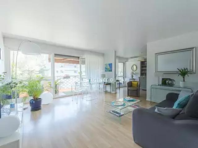 Saint Raphaël 83700 Achat / Vente appartement 3 pièces t3 cave