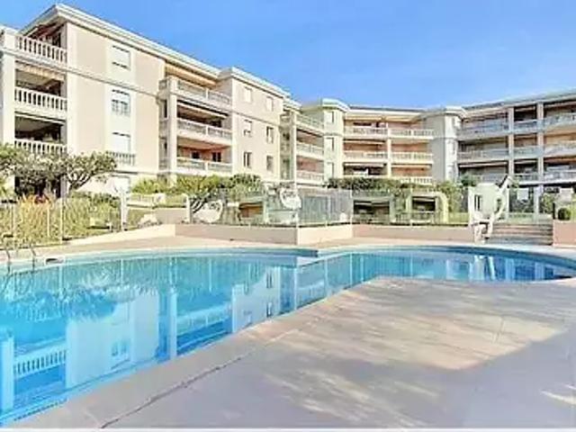 Saint Raphaël 83700 Achat / Vente appartement 3 pièces t3 piscine terrasse