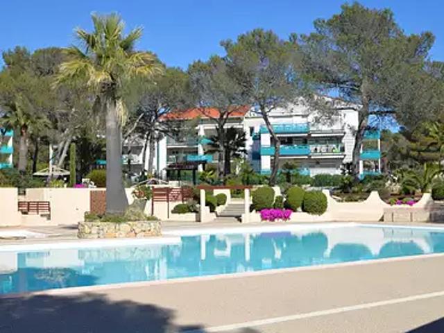 Saint Raphaël 83700 Achat / Vente appartement 3 pièces t3 piscine terrasse