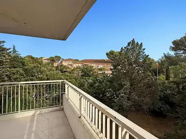 Saint Raphaël 83700 Achat / Vente appartement 3 pièces t3 terrasse cave