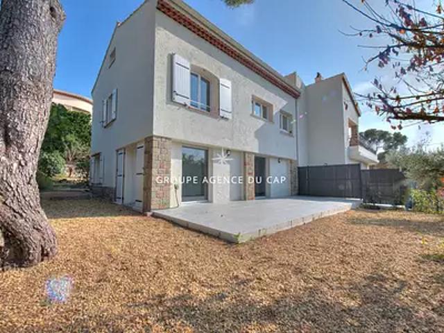 Saint Raphaël 83700 Achat / Vente appartement 3 pièces t3 terrasse parking