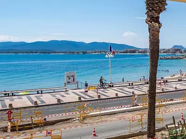 Saint Raphaël 83700 Achat / Vente appartement 3 pièces t3 terrasse parking