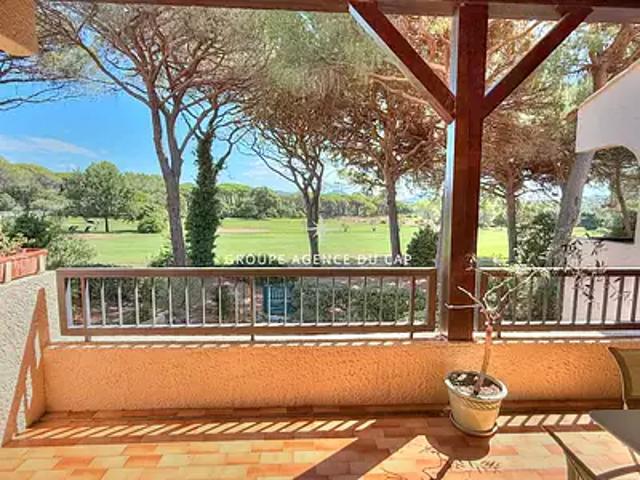Saint Raphaël 83700 Achat / Vente appartement 4 pièces t4 au dernier étage cave