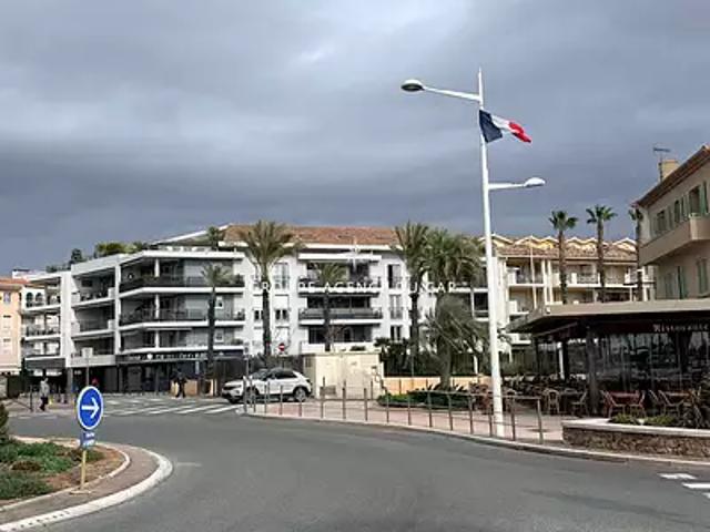 Saint Raphaël 83700 Achat / Vente divers