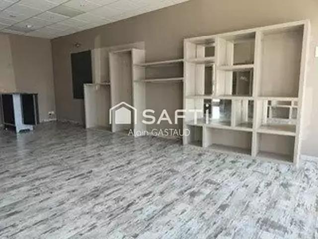 Saint Raphaël 83700 Achat / Vente divers 3 pièces