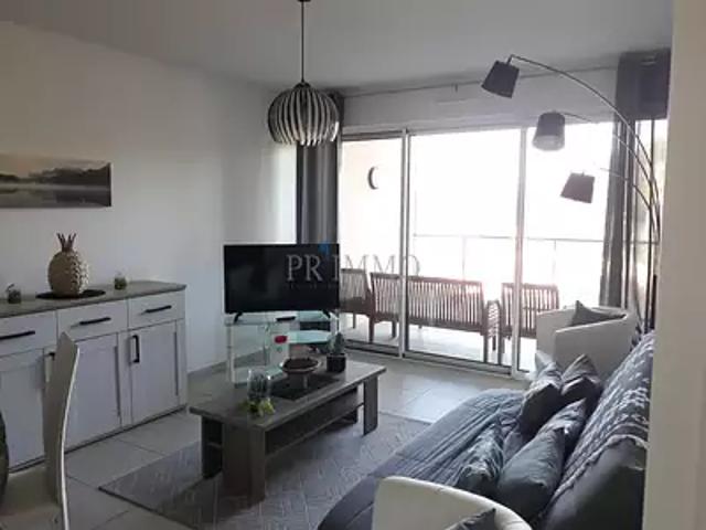 Saint Raphaël 83700 Location appartement 2 pièces t2 au dernier étage