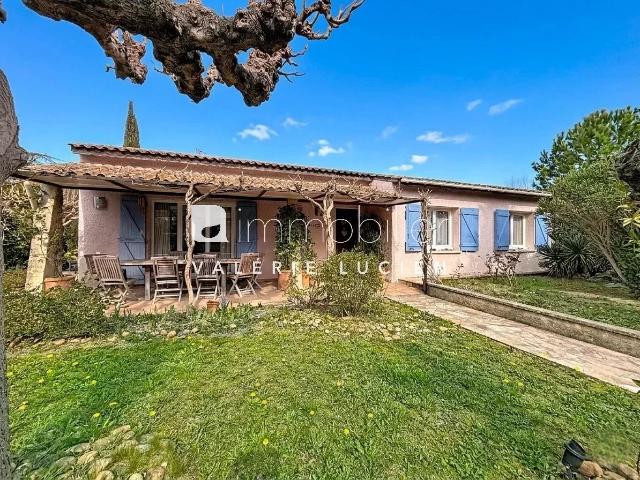 Saint Rémy de Provence Villa de plain pied avec piscine et poo