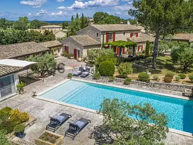 Saint Rémy de Provence 13210 Achat / Vente maison 6 pièces t6 piscine
