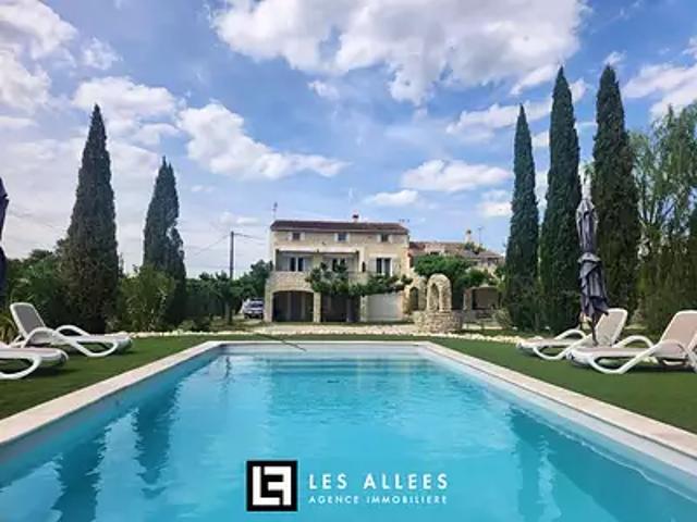 Saint Rémy de Provence 13210 Achat / Vente maison 14 pièces t14 piscine terrasse
