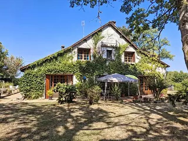 Saint Rémy 24700 Achat / Vente maison 8 pièces t8