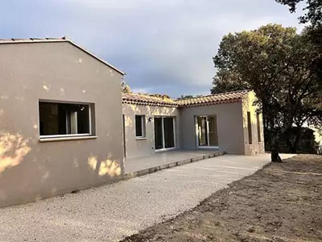 Saint Restitut 26130 Location maison 5 pièces t5 au dernier étage