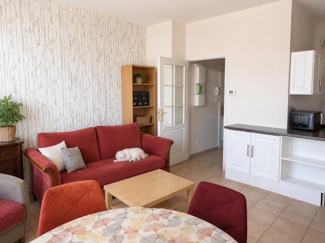 Saint Romain de Popey Appartement T2 centre village