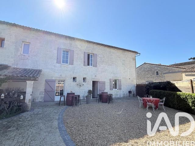 Saint Romain la Virvée Vente Maison 33
