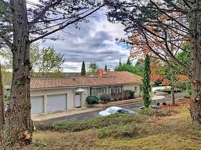 Saint Romain la Virvée 33240 Achat / Vente maison 6 pièces t6 piscine parking